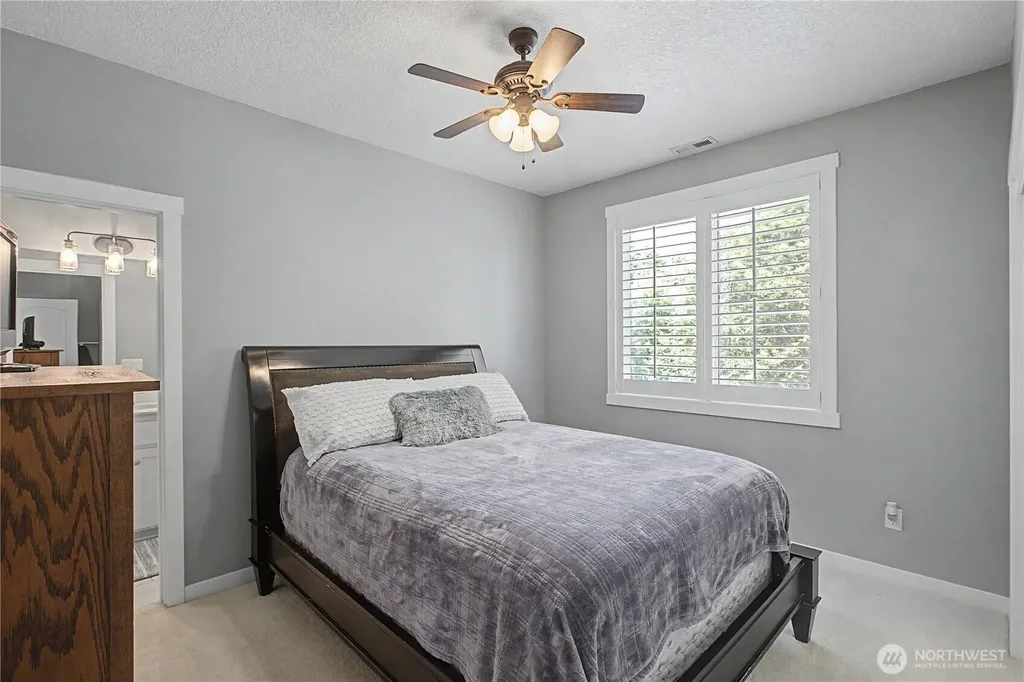 272 Trout Lakes Road Castle Rock WA 98611