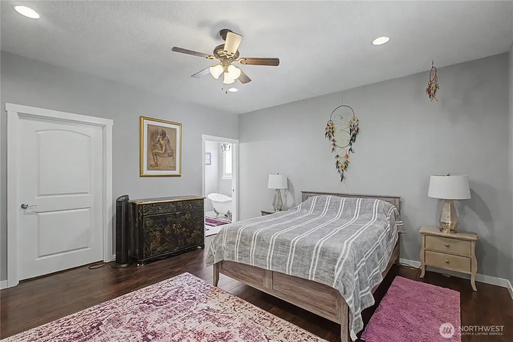 272 Trout Lakes Road Castle Rock WA 98611