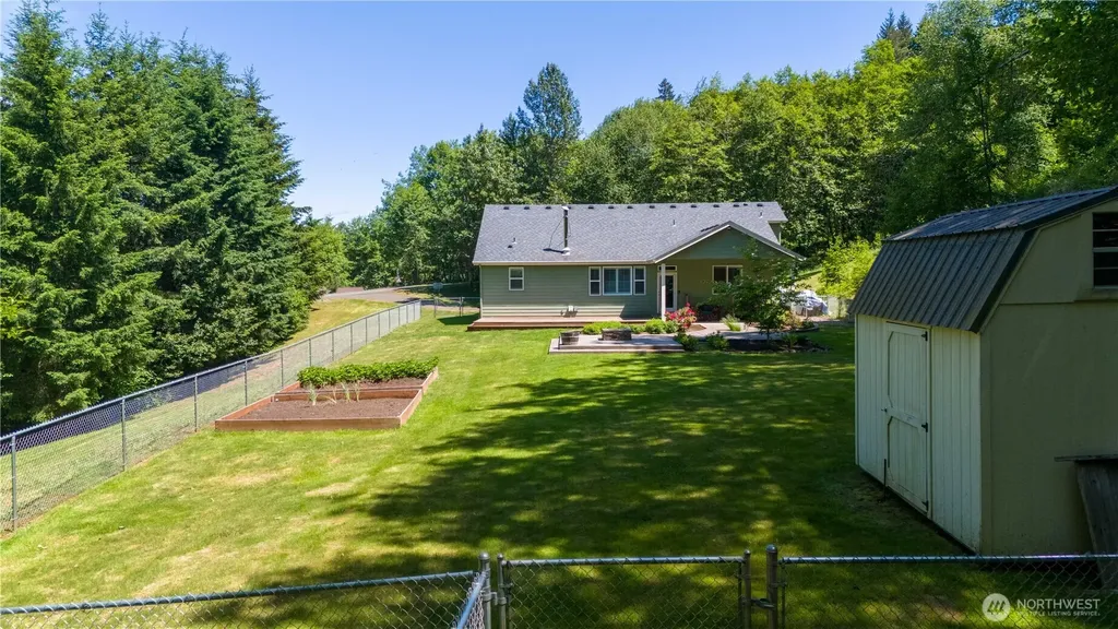 272 Trout Lakes Road Castle Rock WA 98611