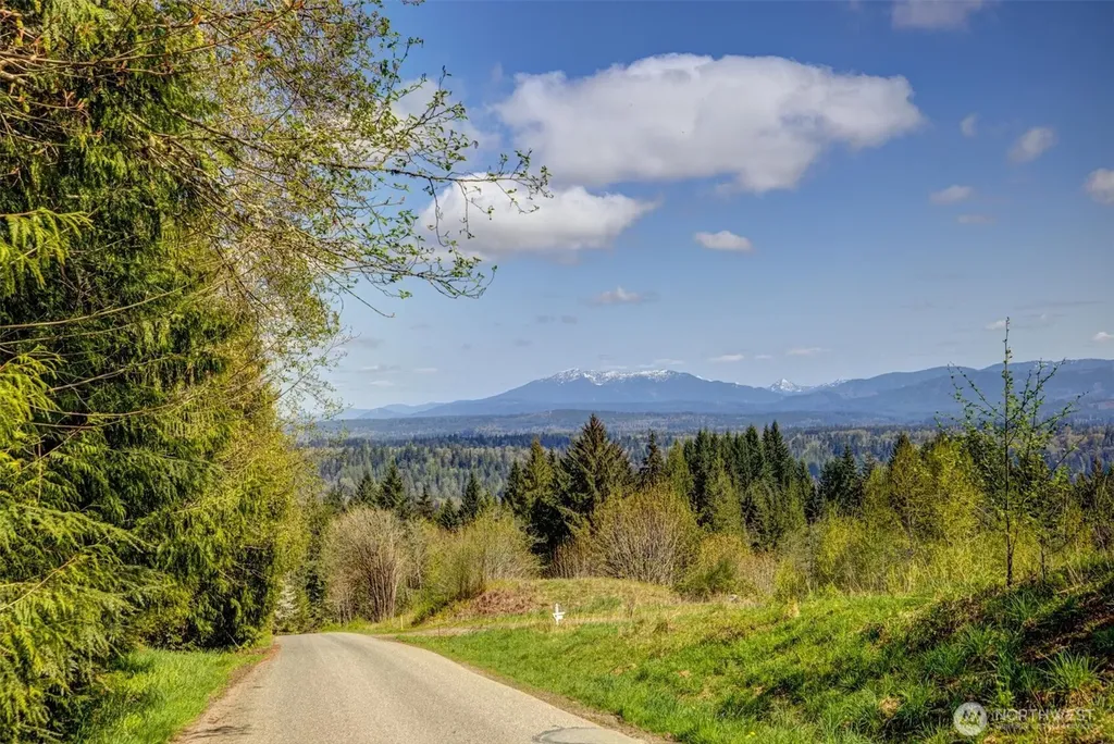 17512 260th Avenue SE Monroe WA 98272