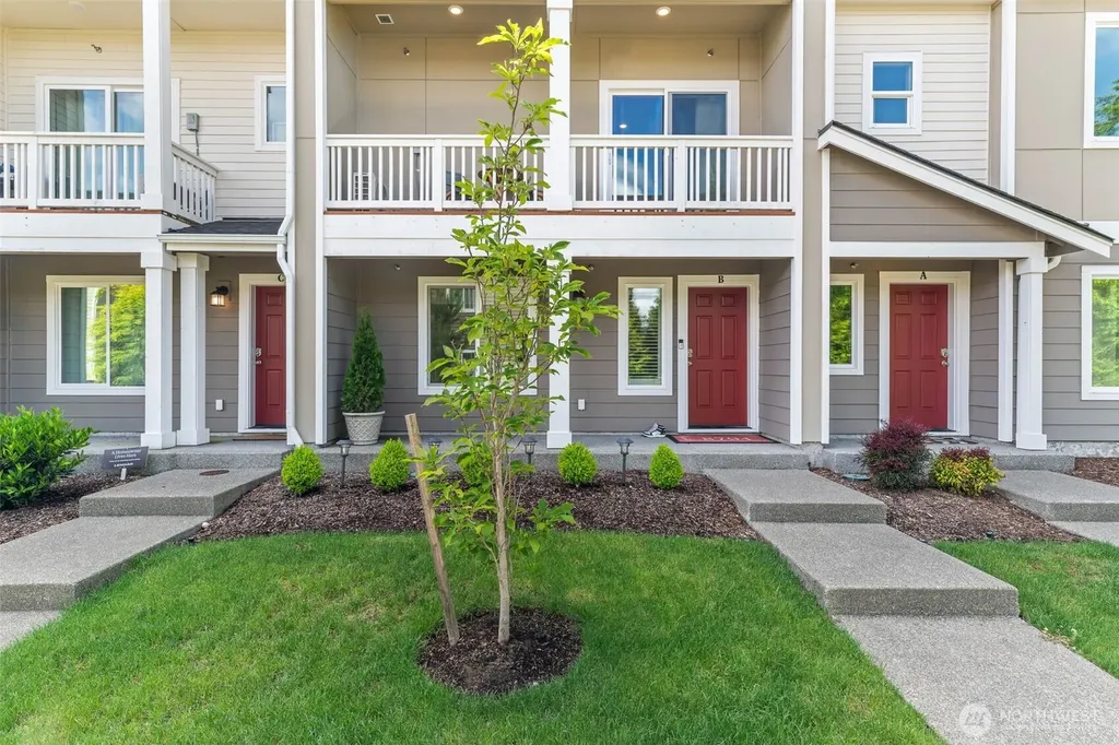 8794 Corona Court NE Lacey WA 98516