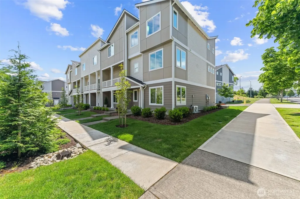 8794 Corona Court NE Lacey WA 98516