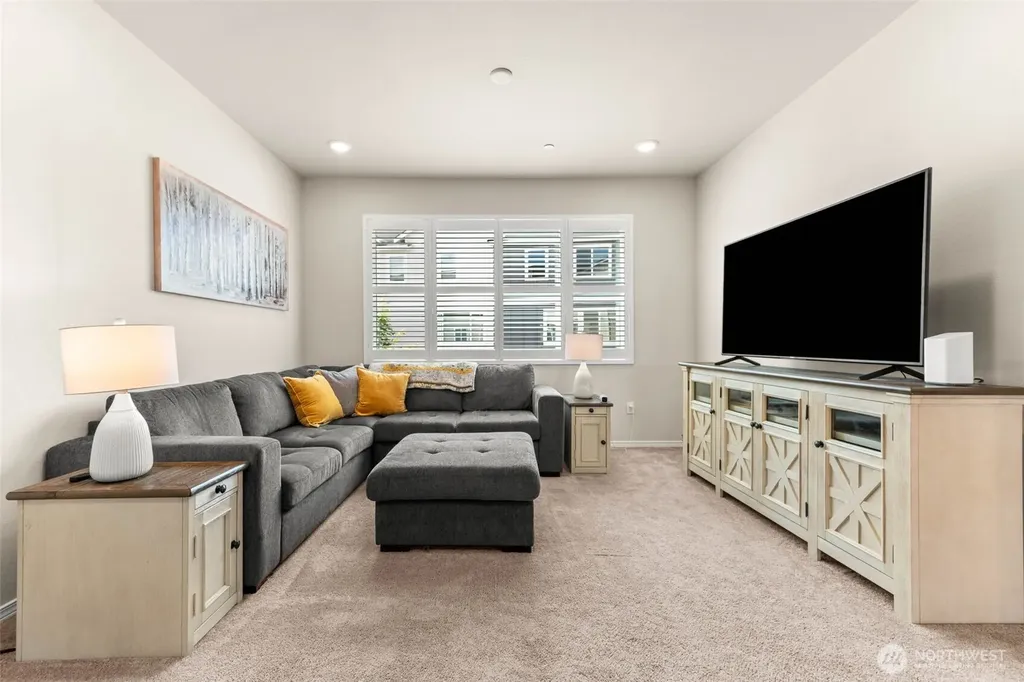 8794 Corona Court NE Lacey WA 98516