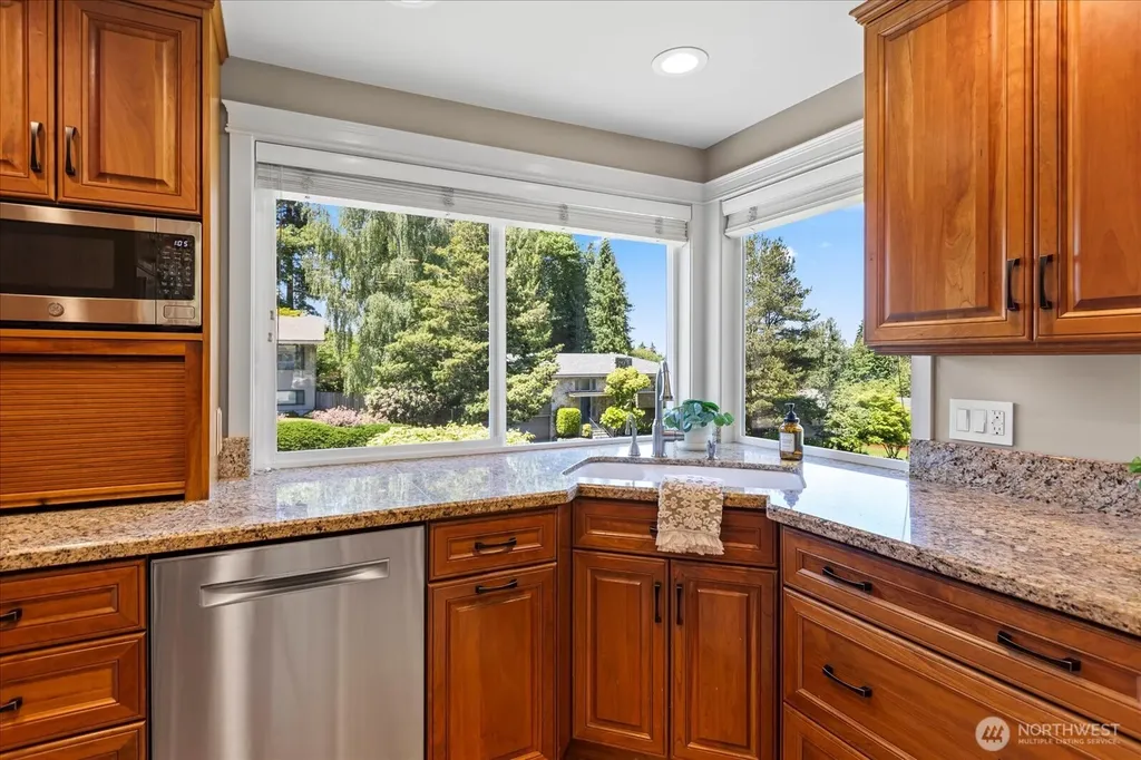18107 85th Place W Edmonds WA 98026