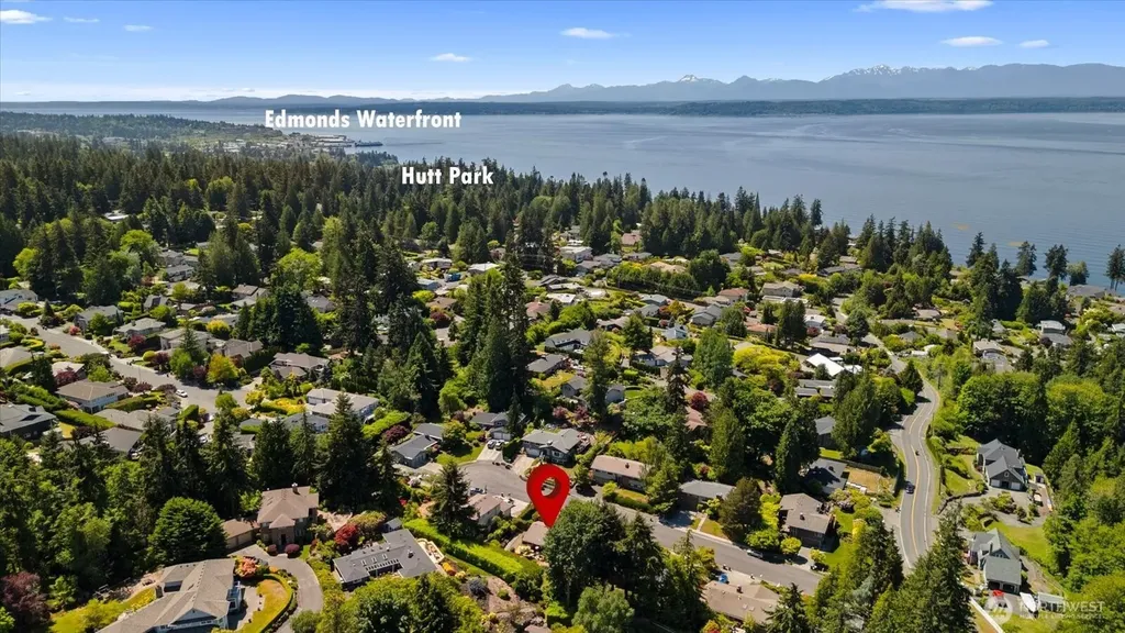 18107 85th Place W Edmonds WA 98026