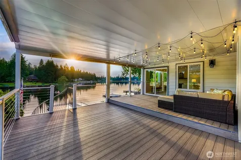 31259 E Lake Morton Drive SE Kent WA 98042
