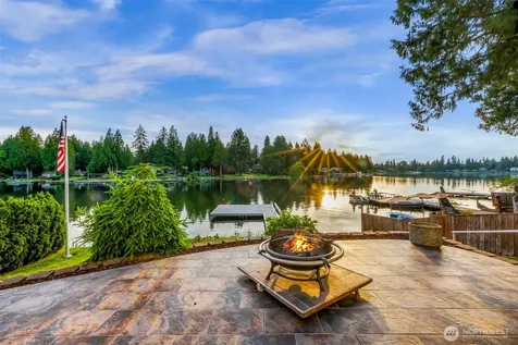 31259 E Lake Morton Drive SE Kent WA 98042