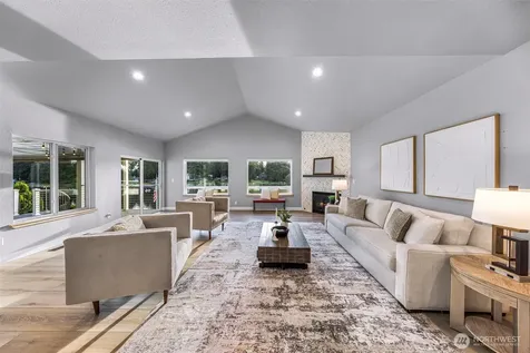 31259 E Lake Morton Drive SE Kent WA 98042