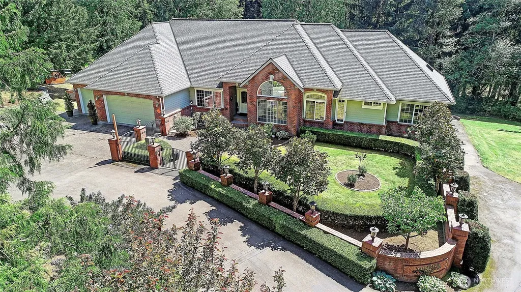 16306 80th Avenue NW Stanwood WA 98292