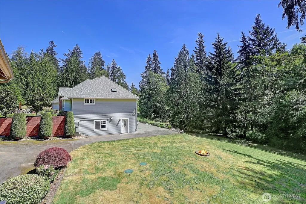 16306 80th Avenue NW Stanwood WA 98292