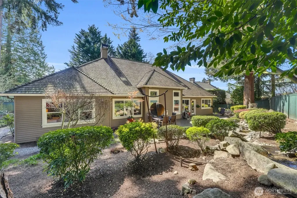 1434 108th Avenue NE Bellevue WA 98004