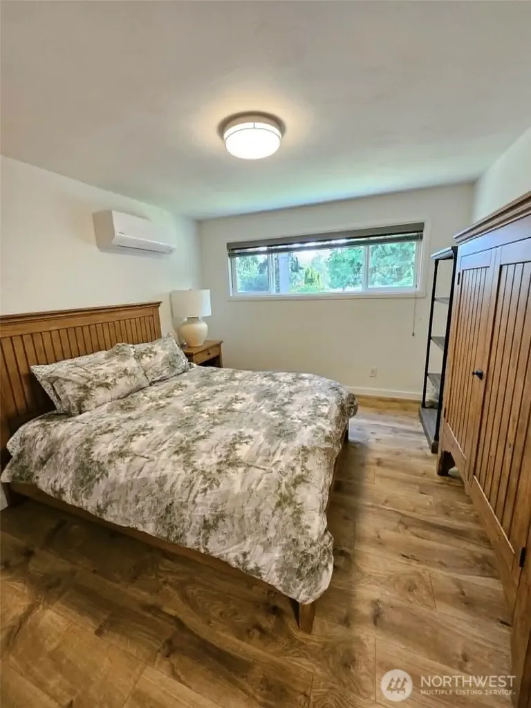 4123 NW Kennedy Drive Bremerton WA 98312