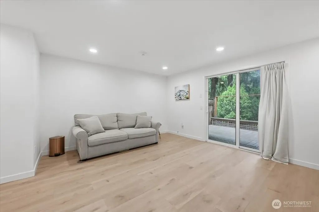 4426 176th Street SW Lynnwood WA 98037