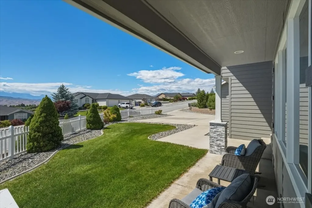 1255 Wheatridge Drive East Wenatchee WA 98802