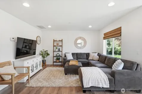 1255 Wheatridge Drive East Wenatchee WA 98802