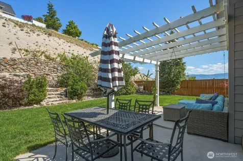 1255 Wheatridge Drive East Wenatchee WA 98802
