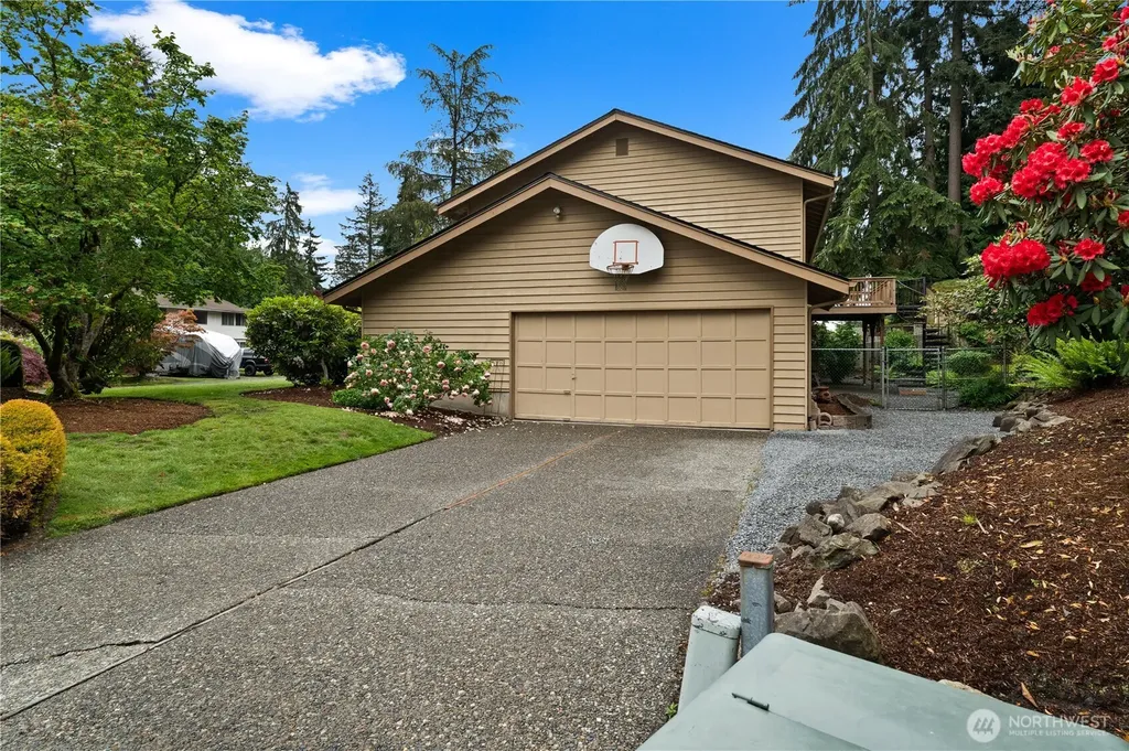 3710 104th Place SE Everett WA 98208