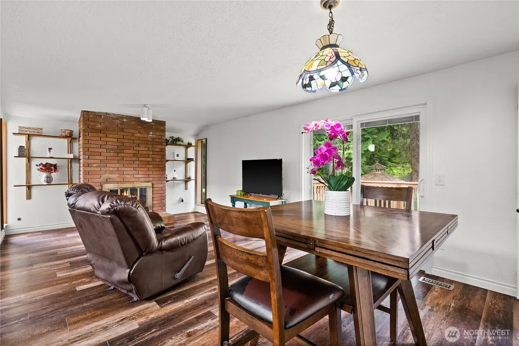 3710 104th Place SE Everett WA 98208