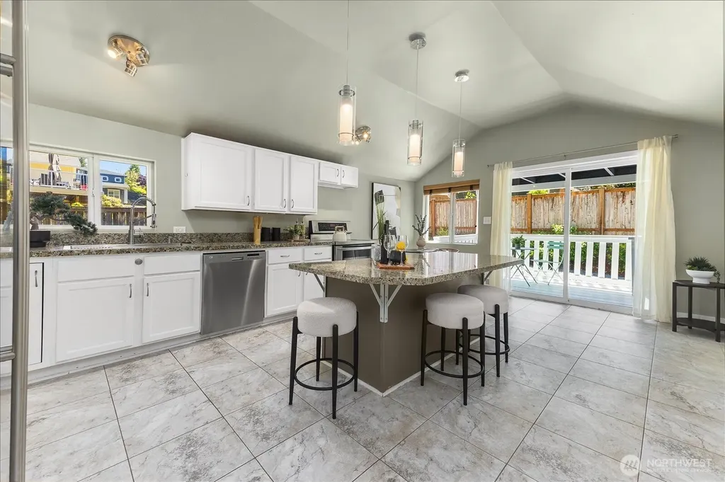 22320 93rd Place W Edmonds WA 98020