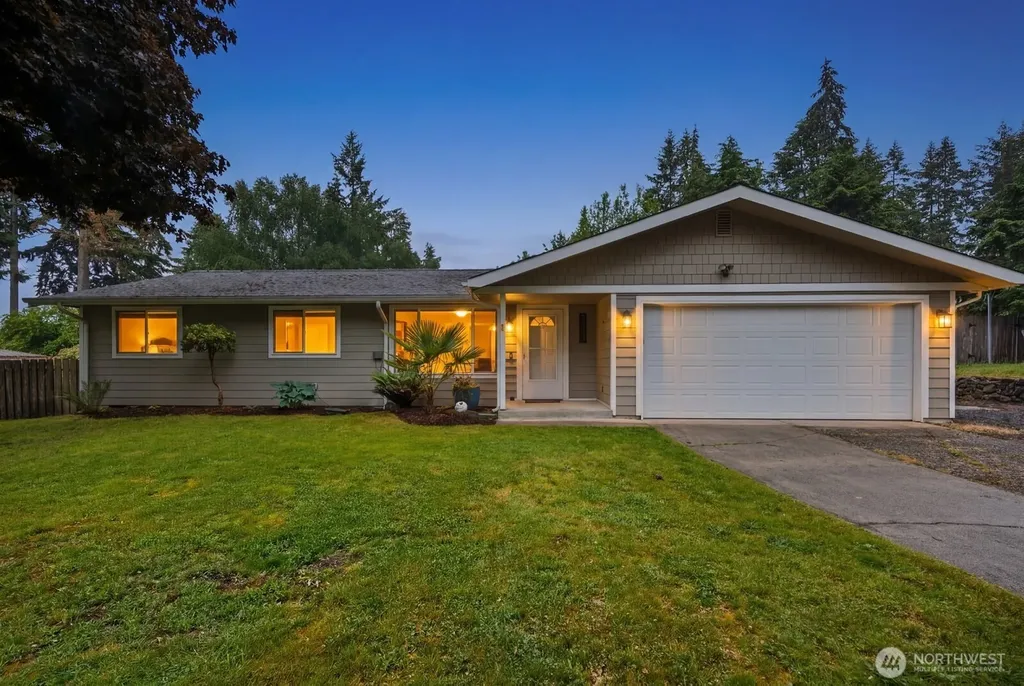 2010 Ponderosa Drive SE Port Orchard WA 98366