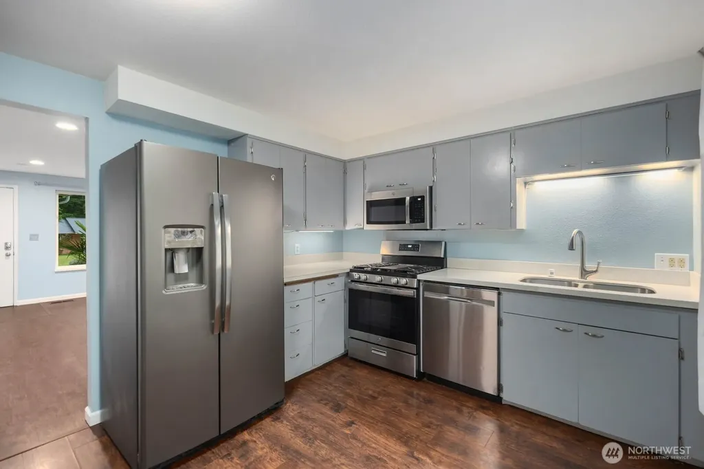 2010 Ponderosa Drive SE Port Orchard WA 98366