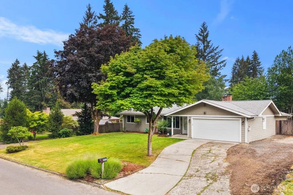 2010 Ponderosa Drive SE Port Orchard WA 98366