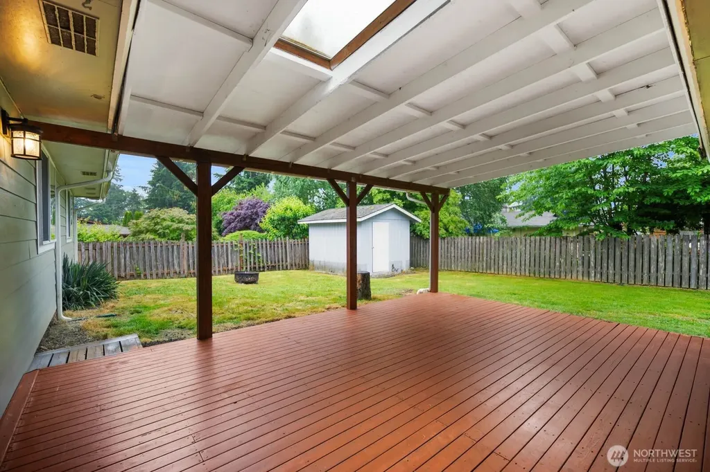 2010 Ponderosa Drive SE Port Orchard WA 98366