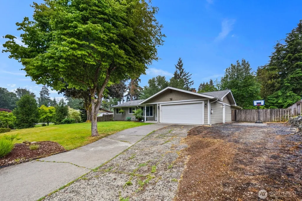 2010 Ponderosa Drive SE Port Orchard WA 98366