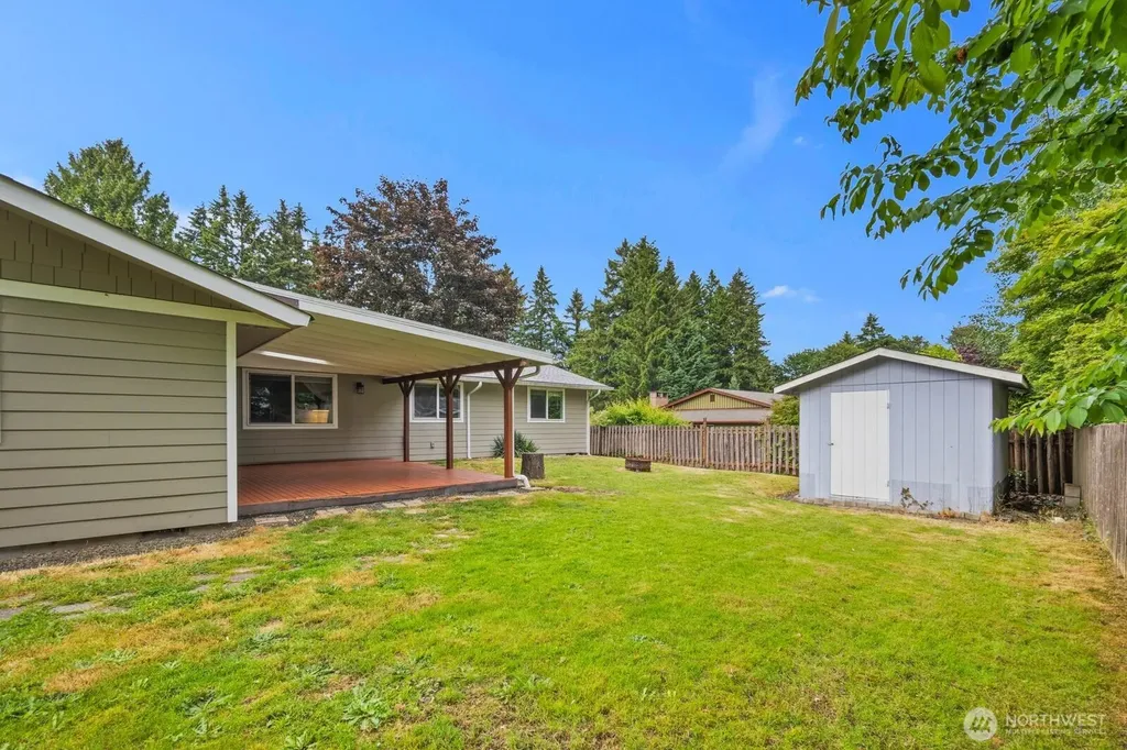 2010 Ponderosa Drive SE Port Orchard WA 98366
