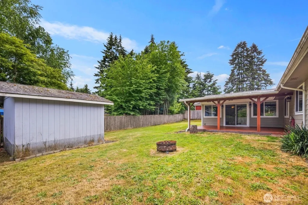 2010 Ponderosa Drive SE Port Orchard WA 98366