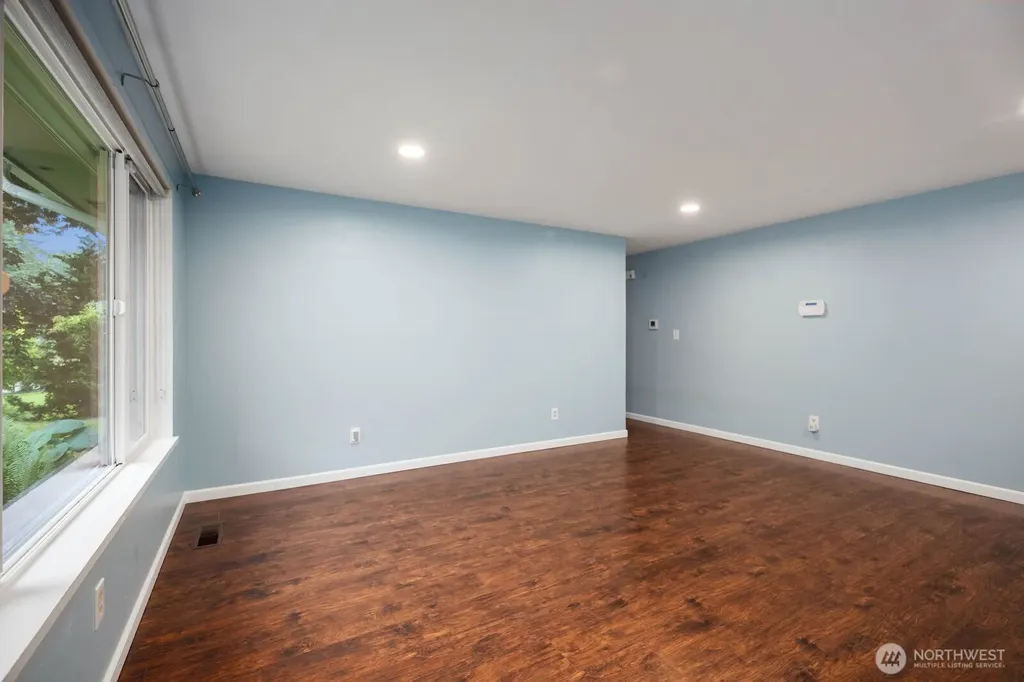 2010 Ponderosa Drive SE Port Orchard WA 98366