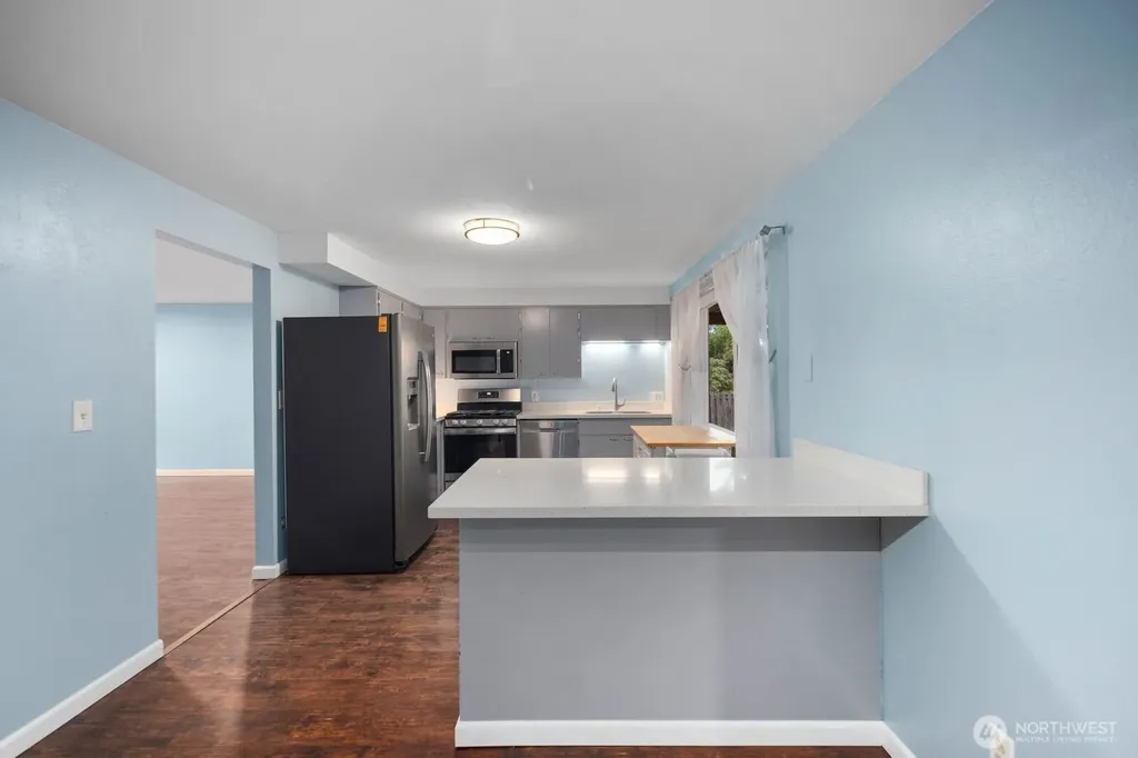 2010 Ponderosa Drive SE Port Orchard WA 98366