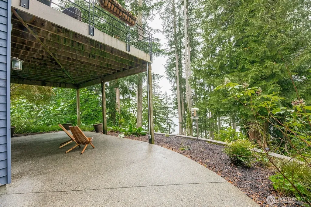18603 E Spring Lake Drive SE Renton WA 98058