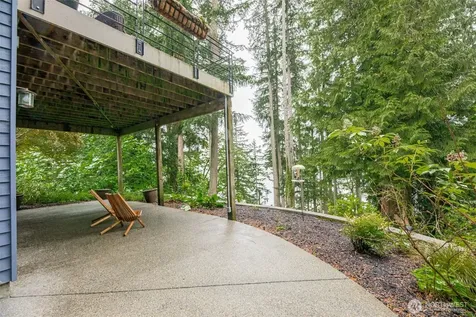 18603 E Spring Lake Drive SE Renton WA 98058