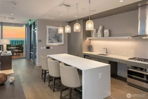 121 Stewart Street Seattle WA 98101