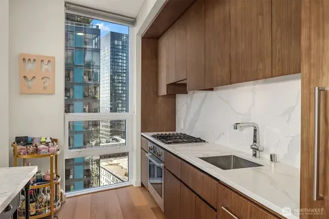121 Stewart Street Seattle WA 98101