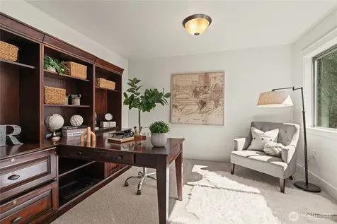 3212 81st Place SE Mercer Island WA 98040