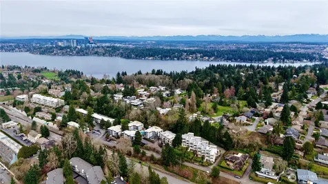 3212 81st Place SE Mercer Island WA 98040