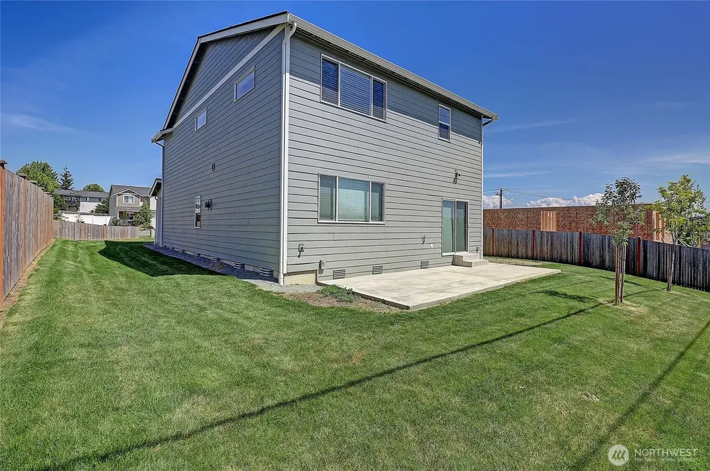 7012 277th Street NW Stanwood WA 98292
