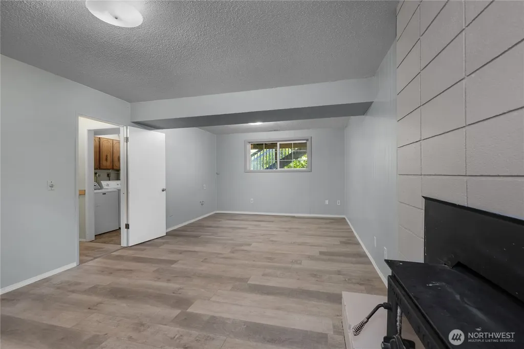 2305 19th NW Olympia WA 98502