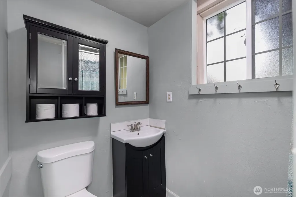 2305 19th NW Olympia WA 98502