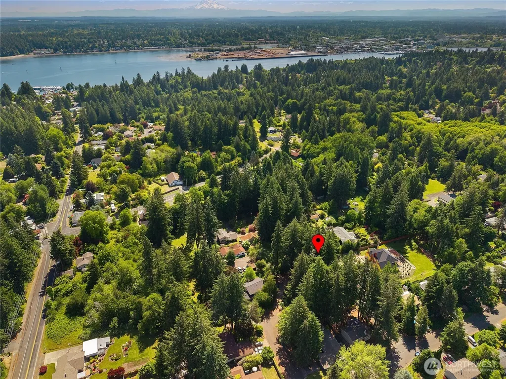 2305 19th NW Olympia WA 98502