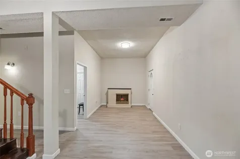 10606 68th Place S Seattle WA 98178