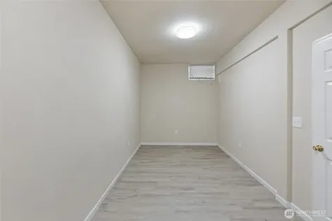 10606 68th Place S Seattle WA 98178