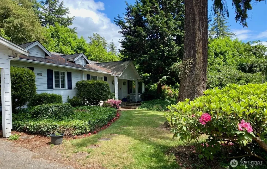 9100 Lake Washington Boulevard NE Bellevue WA 98004