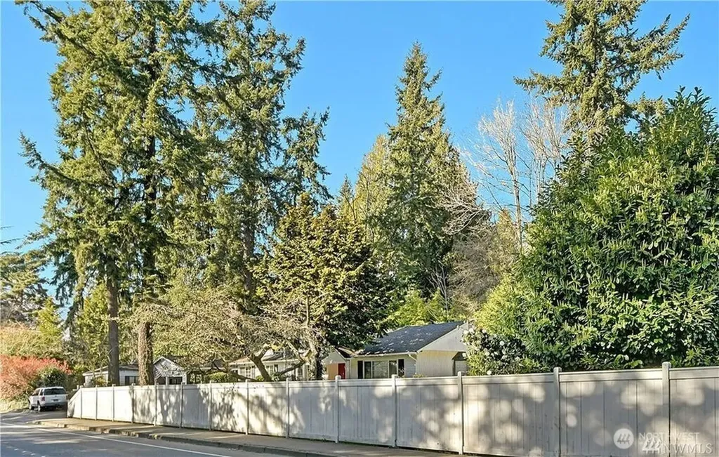 9100 Lake Washington Boulevard NE Bellevue WA 98004