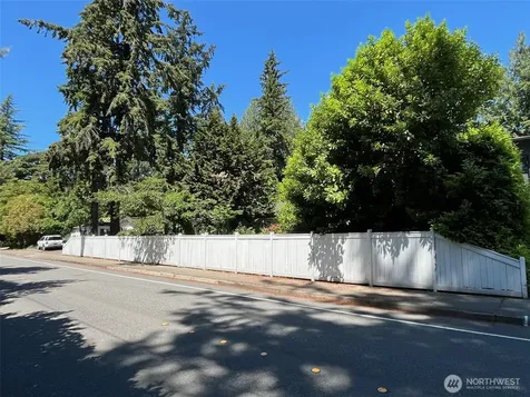 9100 Lake Washington Boulevard NE Bellevue WA 98004