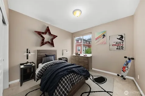 1439 Cottonwood Avenue Fircrest WA 98466