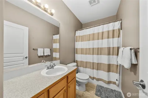 1439 Cottonwood Avenue Fircrest WA 98466