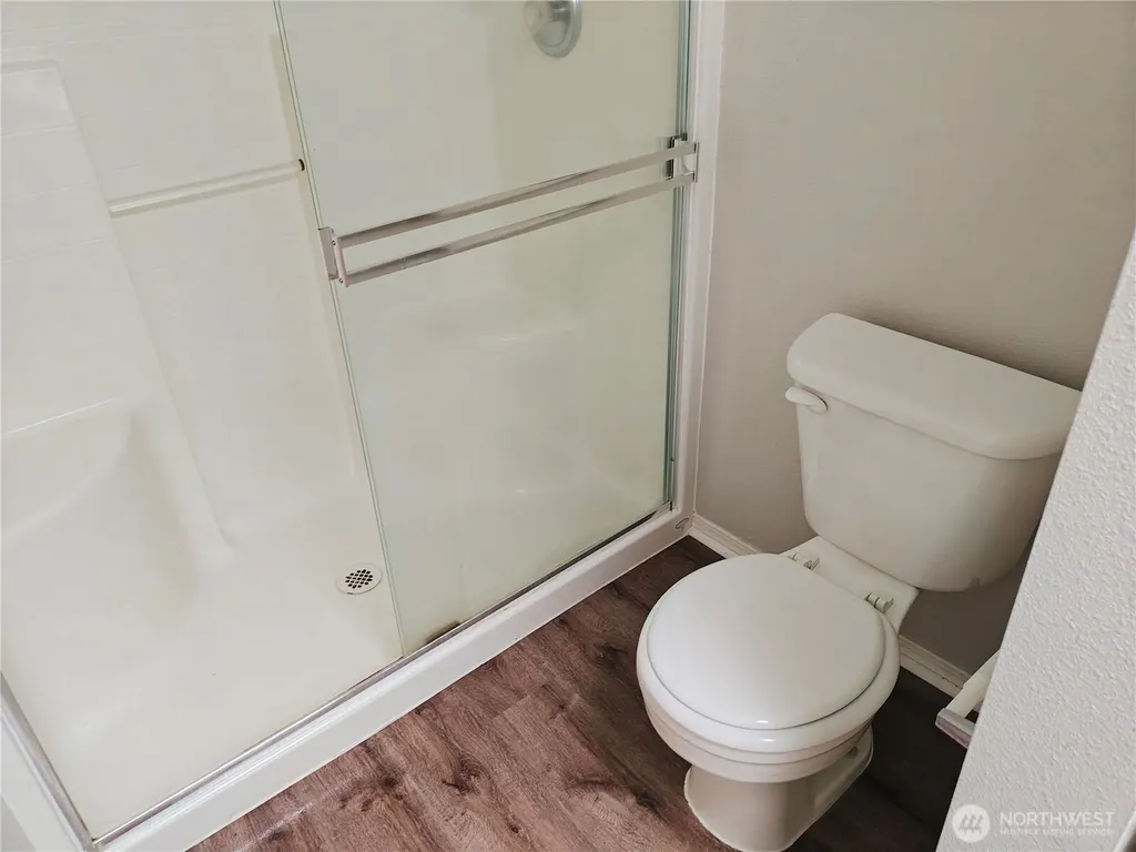 18221 SE 260th Place Covington WA 98042